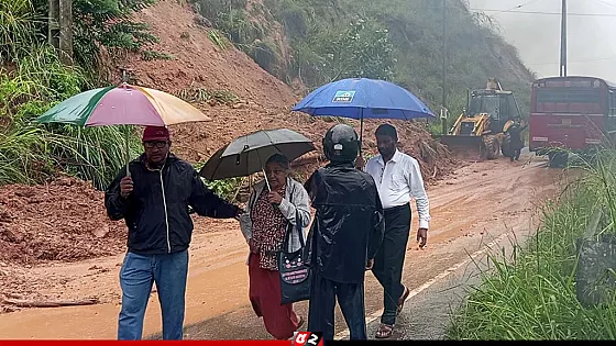 শ্রীলঙ্কায় ভয়াবহ বন্যা-ভূমিধসে নিহত ৪৪, নিখোঁজ ২১