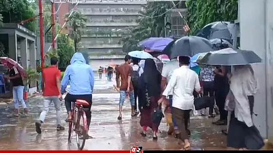 শিল্পাঞ্চল আশুলিয়ায় খুলেছে অধিকাংশ পোশাক কারখানা 