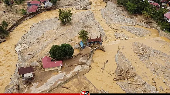 দক্ষিণ-পূর্ব এশিয়ার চার দেশে বন্যা–ভূমিধসে মৃতের সংখ্যা বেড়ে ১৩০০