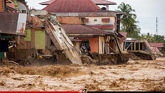 ইন্দোনেশিয়ায় বন্যায় মৃতের সংখ্যা বেড়ে ৬৩১