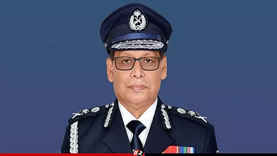 আইজিপি বাহারুল আলমকে সরাতে লিগ্যাল নোটিশ