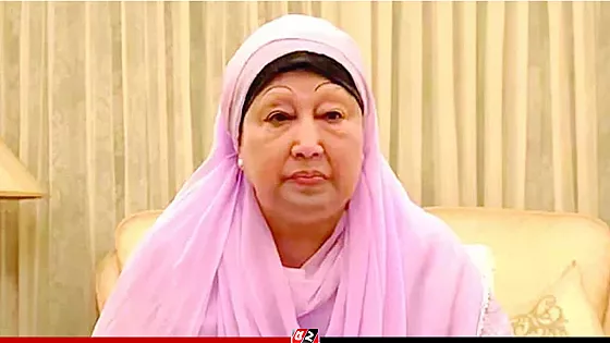 এয়ার অ্যাম্বুলেন্সে কারিগরি ত্রুটি, খালেদা জিয়ার লন্ডন যাত্রা বিলম্বের সম্ভাবনা