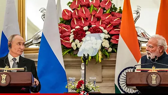 পুতিনকে ছয়টি ঐতিহ্যবাহী উপহার দিলেন প্রধানমন্ত্রী মোদি