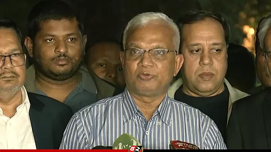 চিকিৎসা নিতে পারছেন খালেদা জিয়া, প্রয়োজনে বিদেশে নেয়া হতে পারে: ডা. জাহিদ