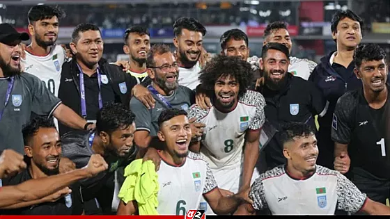 ভারতকে বধ করে ২ কোটি টাকা বোনাস পেলেন হামজা-জামালরা