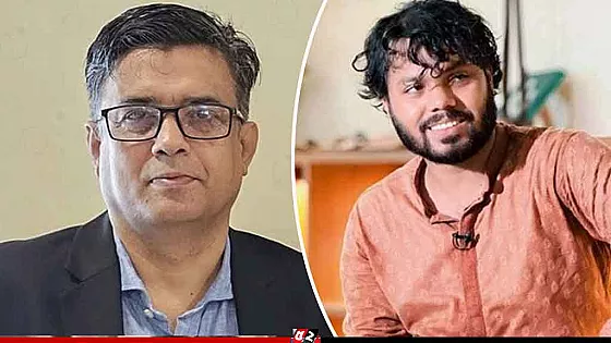 ‘চারদিকে ছড়িয়ে থাকা লাখ লাখ হাদির মতো আমিও ভয় পাই না’