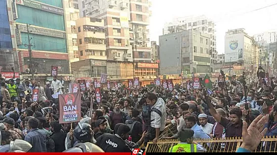 সংক্ষিপ্ত সমাবেশ শেষে সড়ক ছাড়লেন জুলাই ঐক্যের কর্মীরা