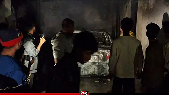 জাতীয় পার্টির সাবেক এমপির বাড়িতে দুর্বৃত্তদের আগুন