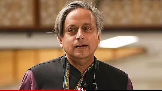 বাংলাদেশ কর্তৃপক্ষের সঙ্গে আলোচনায় যাবে ভারত: থারুর