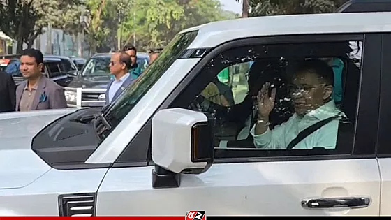 হাদির কবর জিয়ারতে যাচ্ছেন তারেক রহমান   