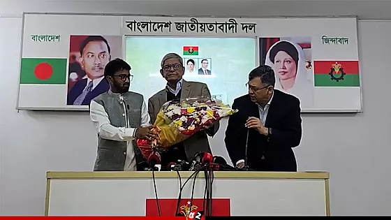 বিএনপিতে যোগ দিলেন রাশেদ খাঁন