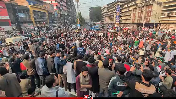 হাদি হত্যার বিচারের দাবিতে চট্টগ্রামে ইনকিলাব মঞ্চের অবস্থান 