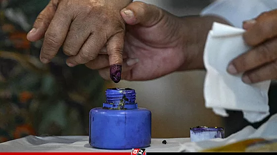 গৃহযুদ্ধ ও সহিংসতার মধ্যেই মিয়ানমারে নির্বাচন শুরু