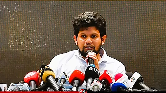 নির্বাচন করছেন না মাহফুজ আলম