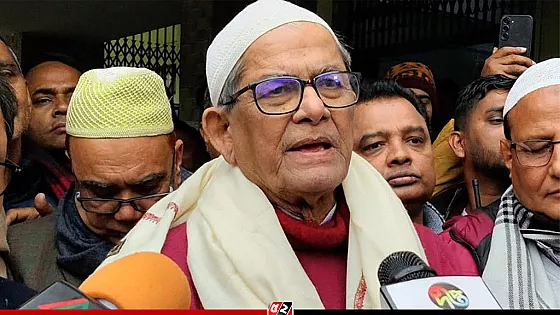 ঠাকুরগাঁও-১ আসনে মনোনয়ন জমা দিলেন মির্জা ফখরুল 