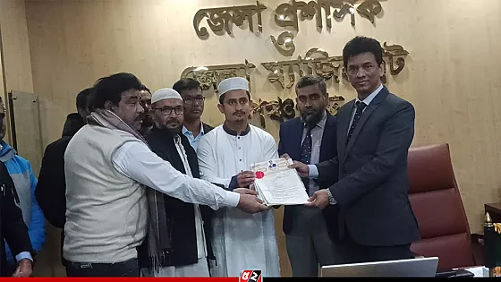 মনোনয়ন জমা দিলেন সারজিস আলম