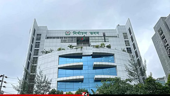 আসন্ন সংসদ নির্বাচনে অংশ নিচ্ছে ৫১টি দল : ইসি