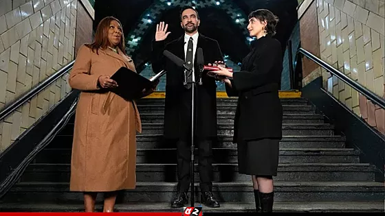 কুরআন হাতে শপথ নিয়ে ইতিহাস গড়লেন জোহরান মামদানি