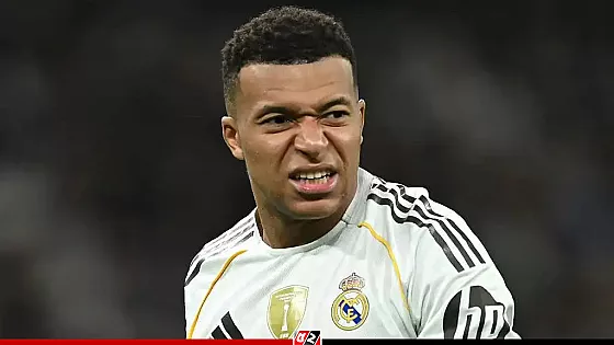 বছর শুরুতেই এমবাপ্পেকে নিয়ে শঙ্কায় রিয়াল মাদ্রিদ