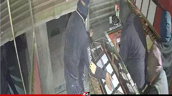 রাজধানীতে স্বর্ণের দোকান থেকে ৭০ ভরি স্বর্ণ ও রুপা চুরি