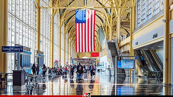 নির্দিষ্ট ৩ বিমানবন্দর ছাড়া যুক্তরাষ্ট্রে ঢুকতে পারবে না বাংলাদেশিরা