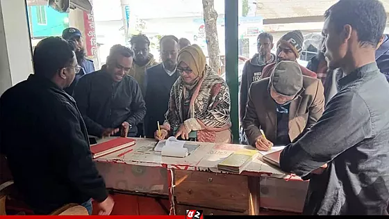 বাড়তি দামে গ্যাস সিলিন্ডার বিক্রি করায় ১১ প্রতিষ্ঠানকে জরিমানা