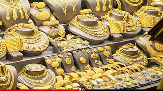 দেশের বাজারে কমলো স্বর্ণের দাম