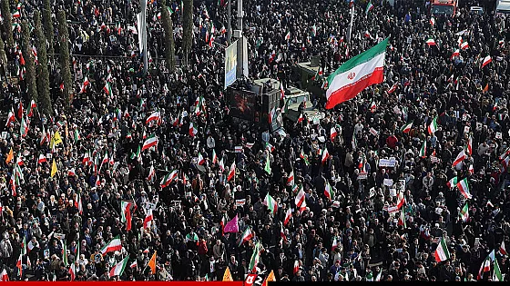 ইরানে গণবিক্ষোভে নিহত বেড়ে ২৫৭১