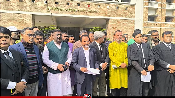 এবার সিরাজগঞ্জে আমির হামজার বিরুদ্ধে মামলা