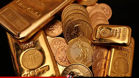 অতীতের সব রেকর্ড ভেঙে স্বর্ণের দামে নতুন ইতিহাস