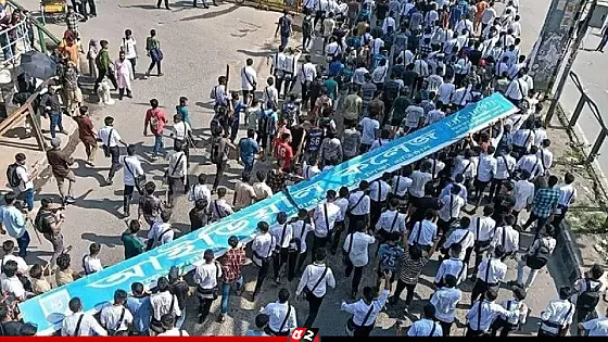 ফের ঢাকা কলেজ ও আইডিয়াল কলেজ শিক্ষার্থীদের মধ্যে সংঘর্ষ 