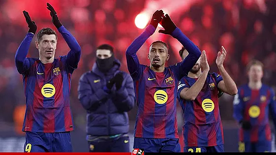 স্লাভিয়াকে হারিয়ে শীর্ষ আটের আশা বাঁচিয়ে রাখলো বার্সেলোনা