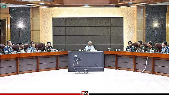 সুষ্ঠু  নির্বাচন উপহার দিতে সশস্ত্র বাহিনী সর্বোচ্চ ভূমিকা পালন করবে : প্রধান উপদেষ্টা