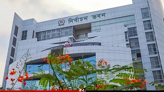 গণভোটে ‘হ্যাঁ’ বা ‘না’ এর পক্ষে প্রচার চালাতে পারবেন না সরকারি কর্মকর্তারা : ইসি