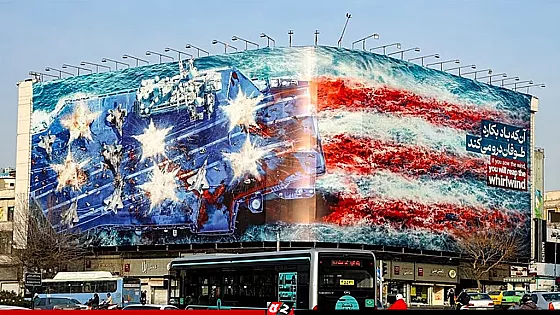 নিজেদের দেশ রক্ষায় ‘২০০ শতাংশ প্রস্তুত’ ইরান   