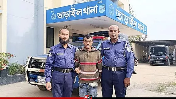 টাকা না পেয়ে বাবাকে কুপিয়ে হত্যা