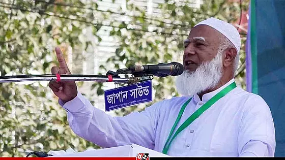‘মেগা দুর্নীতিবাজদের গলায় হাত দিয়ে লুটের টাকা উদ্ধার করা হবে’  