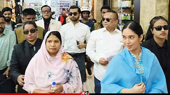 তারেক রহমানের পক্ষে গণসংযোগে কন্যা ব্যারিস্টার জাইমা রহমান