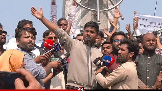 একটি দলের প্রধান “হ্যা” ভোট চাইলেও, কর্মীরা “না” ভোট চাইছেন : হাসনাত