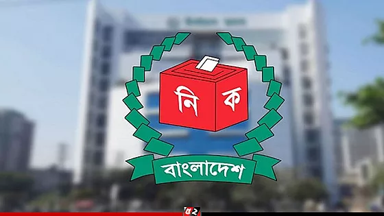 ভোটকেন্দ্রে মোবাইল ফোন ব্যবহার নিষিদ্ধের সিদ্ধান্ত প্রত্যাহার