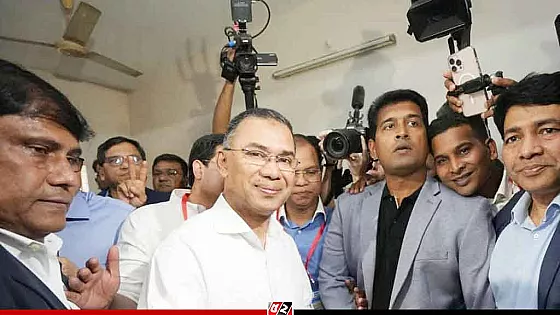 ঢাকা-১৭ আসনে এগিয়ে তারেক রহমান