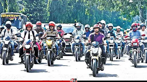 আজও বন্ধ মোটরসাইকেল, চলবে অন্যসব বাহন