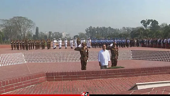 শ্রদ্ধা নিবেদনের পর স্মৃতিসৌধের পরিদর্শন বইয়ে যা লিখেছেন তারেক রহমান