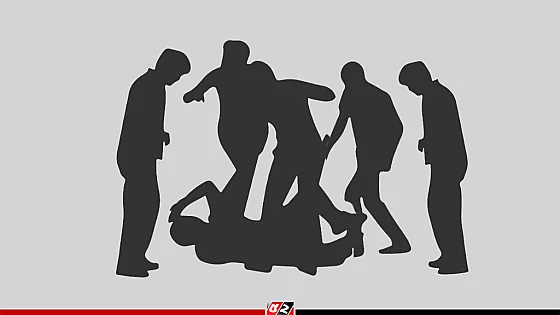 ছিনতাইকারী সন্দেহে দুজনকে পিটিয়ে হত্যা