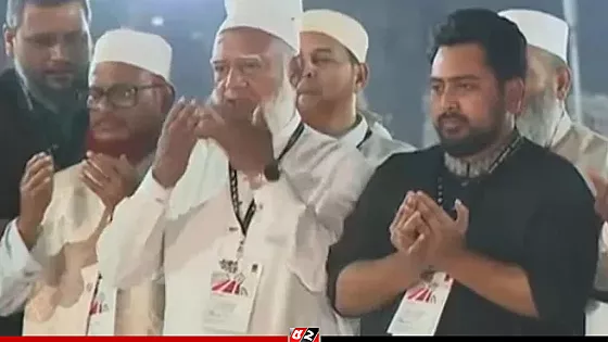 প্রথমবারের মতো শহীদ মিনারে জামায়াতে ইসলামী, বেদিতে দাঁড়িয়ে দোয়া