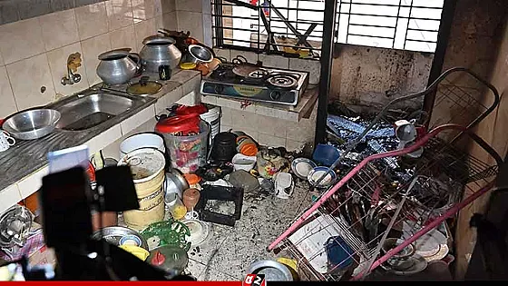 চট্টগ্রামে গ্যাস বিস্ফোরণ: মা-ছেলের পর এবার চলে গেলেন চাচাও