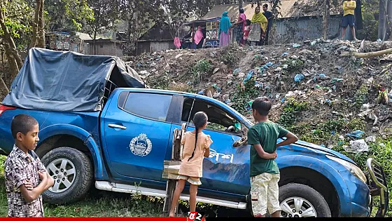 গার্ড অব অনারে যাওয়ার পথে পুলিশের গাড়ি খাদে,  আহত ৮