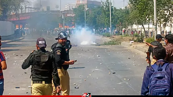 খামেনি হত্যার প্রতিবাদে পাকিস্তানে বিক্ষোভ-সংঘর্ষ, নিহত ৯