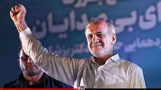 ইরান তার শত্রুদের ঘাঁটি চূর্ণবিচূর্ণ করছে : মাসুদ পেজেশকিয়ান