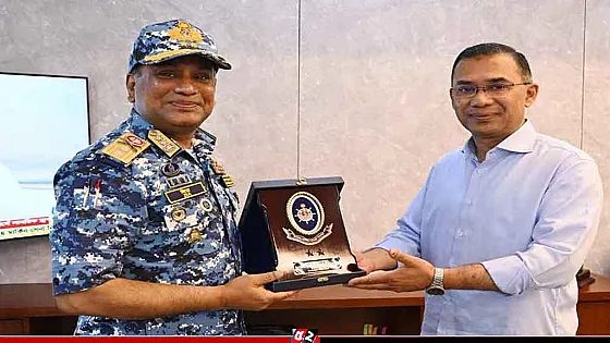 প্রধানমন্ত্রীর সঙ্গে কোস্টগার্ডের মহাপরিচালকের সৌজন্য সাক্ষাৎ   